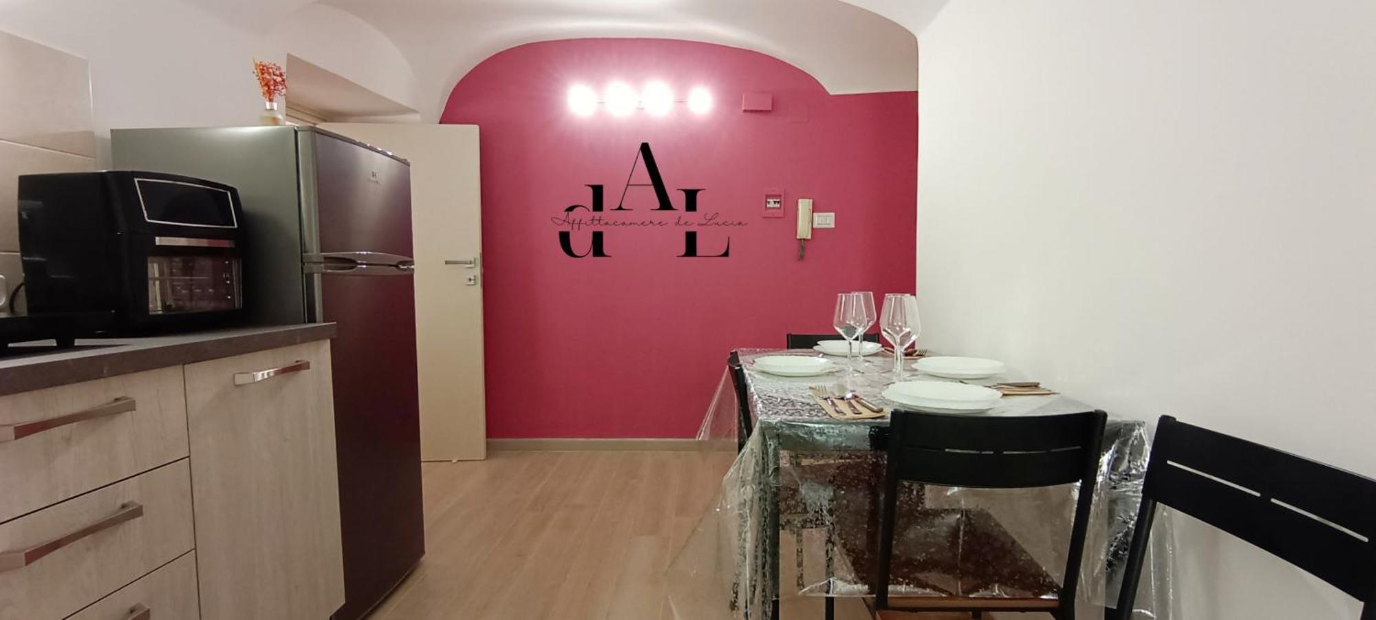 De Lucia Affittacamere - Elegante Appartamento Storico Nel Cuore Della Citta Terlizzi Bagian luar foto